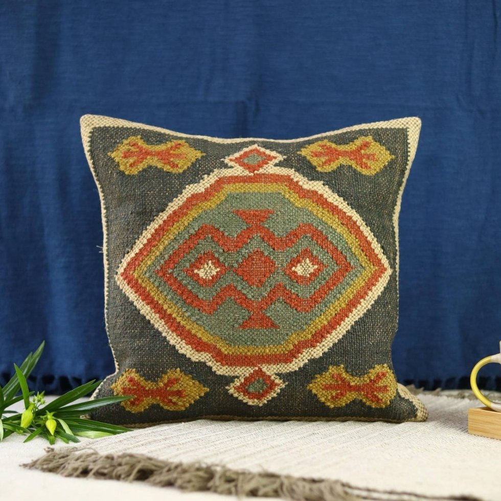 Cuscino etnico in lana e juta kilim