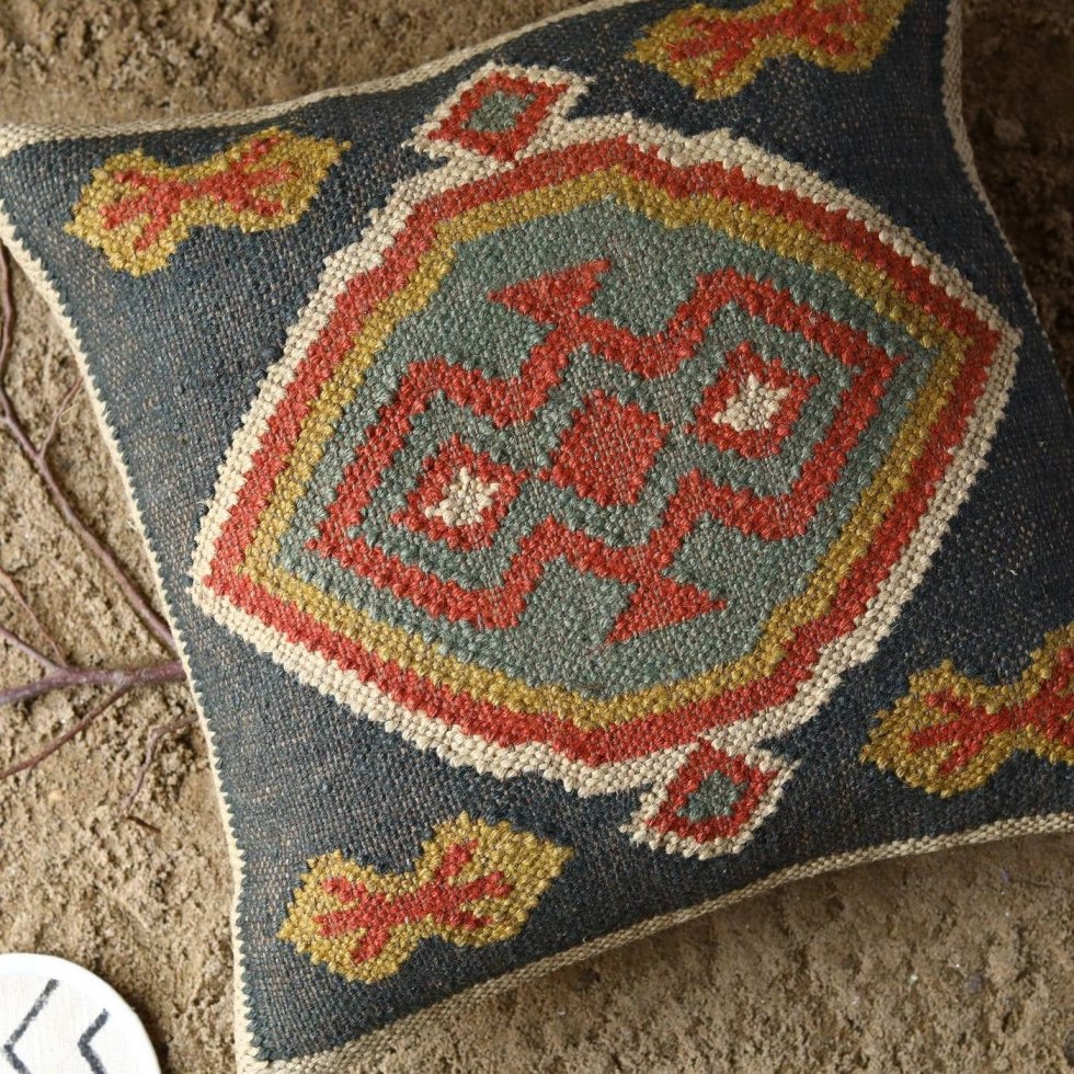 Cuscino etnico in lana e juta kilim - immagine 3
