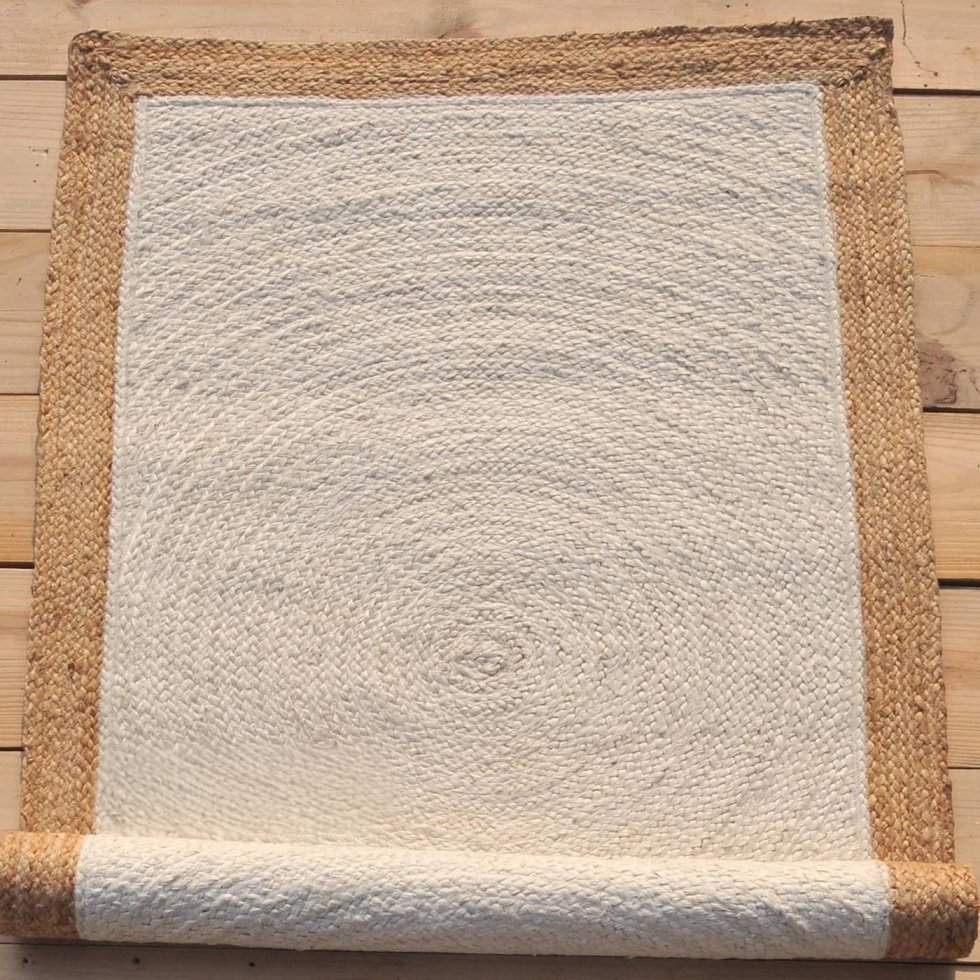 Tappeto in iuta bianco sporco con bordo beige - immagine 2