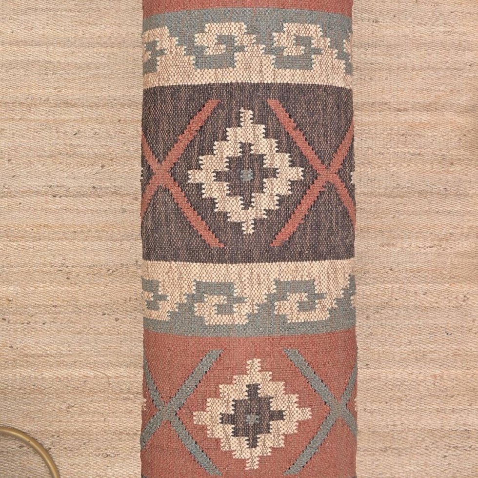 Panca orientale con pouf in lana e juta - immagine 3
