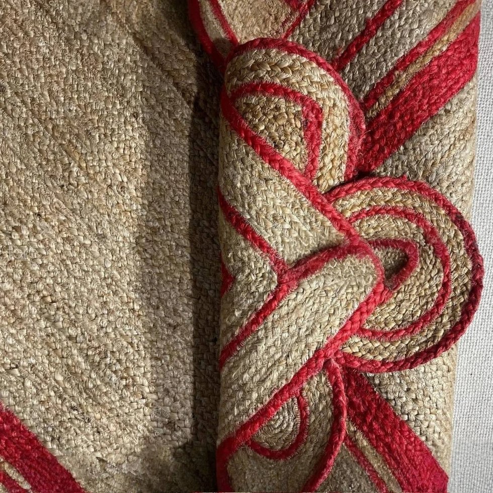 Tappeto in iuta rosso con bordo smerlato - immagine 5