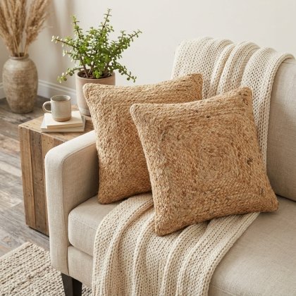 Natural braided jute pillows set