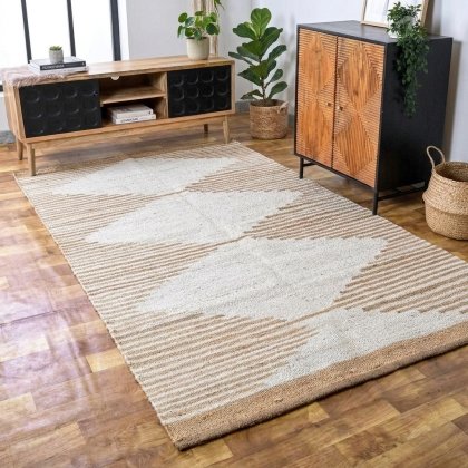White jute rug diamond pattern